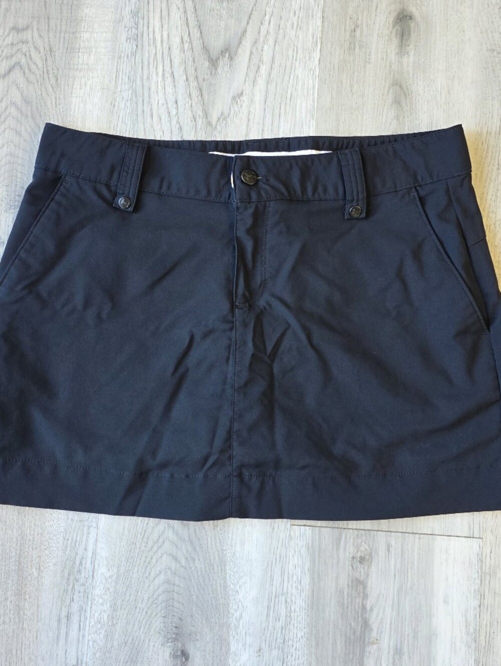 Under Armour Black Golf Skort Size 6